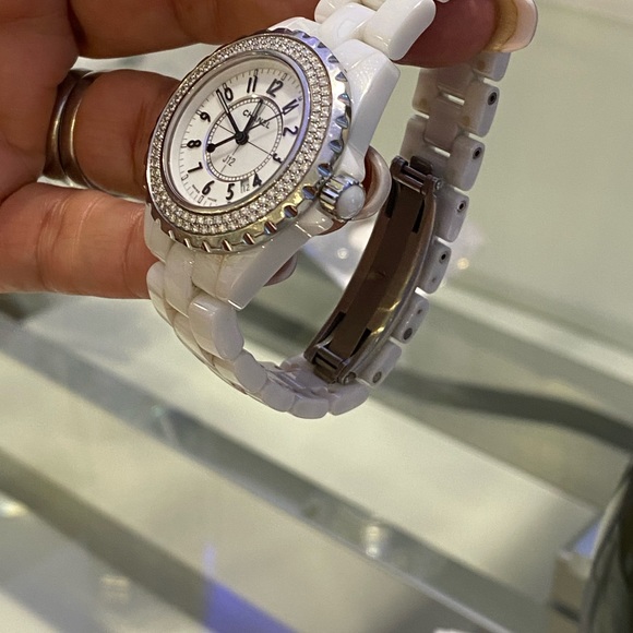 SOLD J12 Chanel Double Diamond Watch White Ceramic - Picture 8 of 8